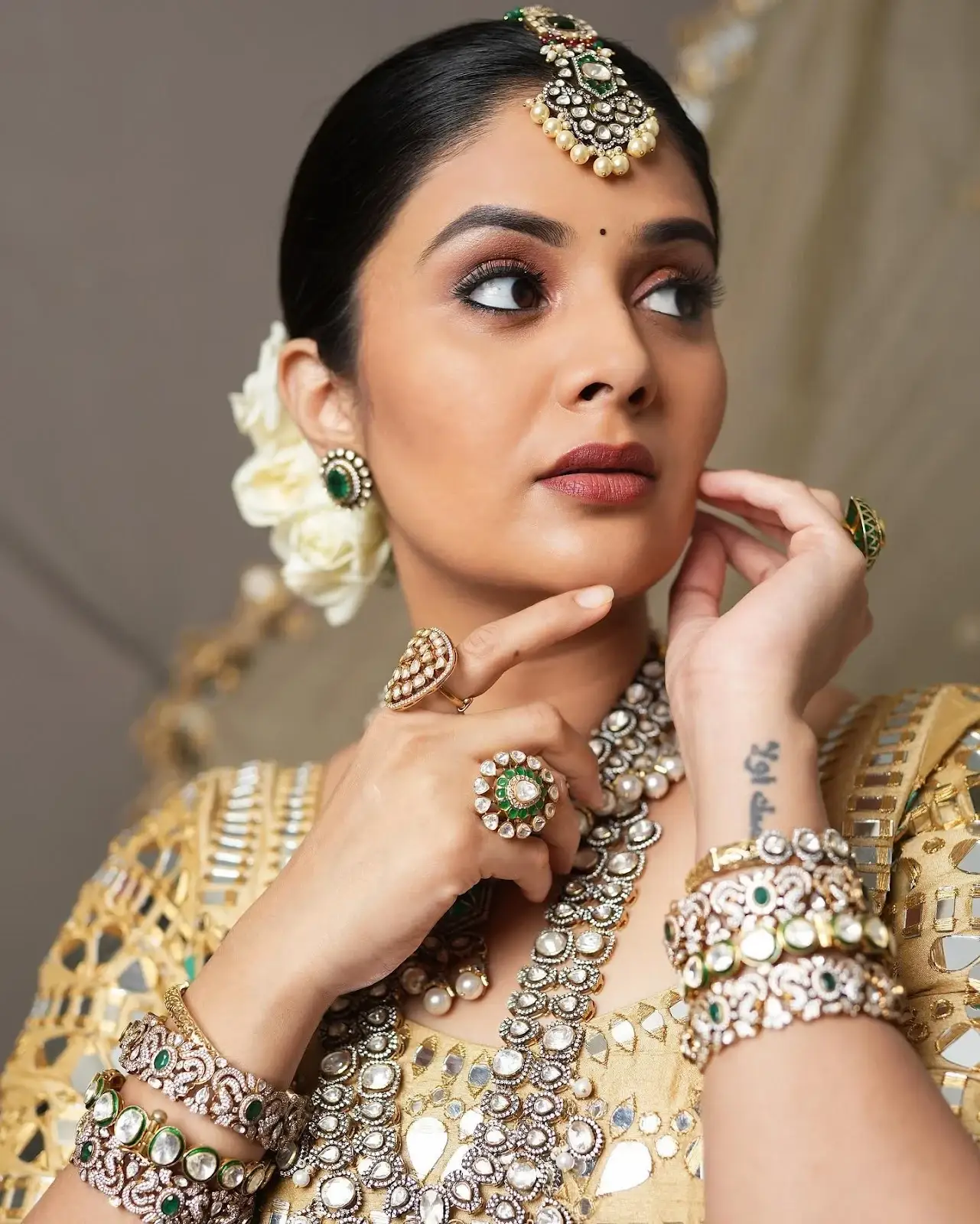 BEAUTIFUL TELUGU GIRL SREEMUKHI IN TRADITIONAL YELLOW LEHENGA CHOLI 7